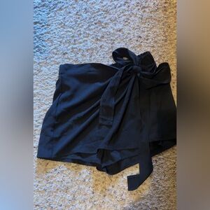 SHEIN Black Skirt Set with Bow Detail